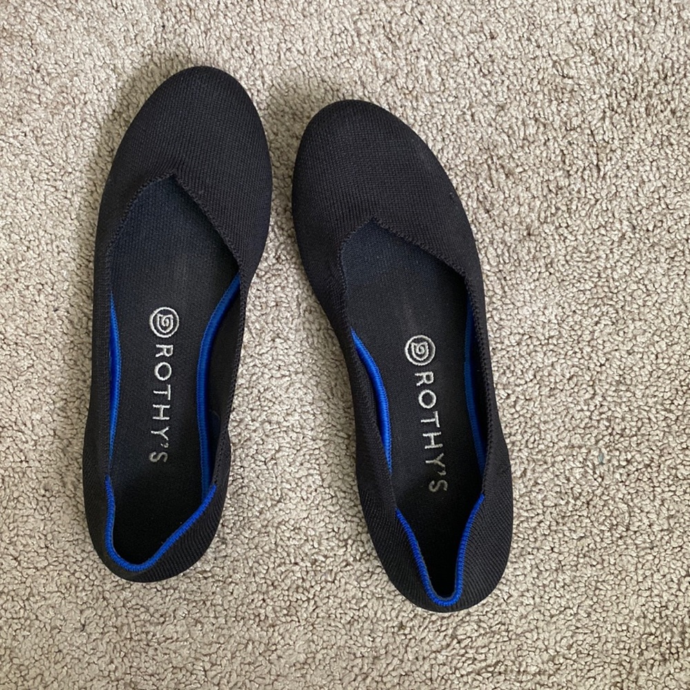 Rothy’s rounded toe black flats